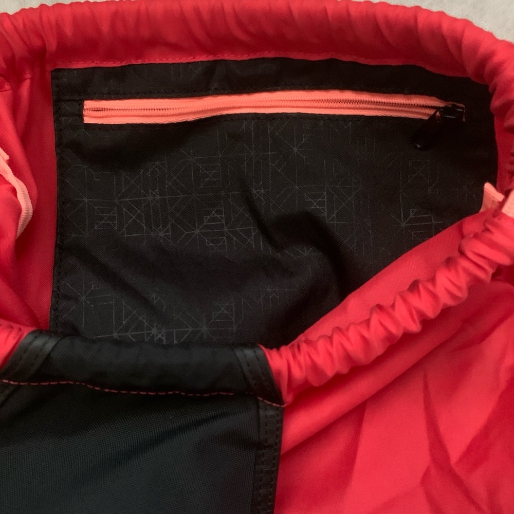 Nike Varsity Gymsack Drawstring Backpack Black Coral NWOT - Picture 4 of 8